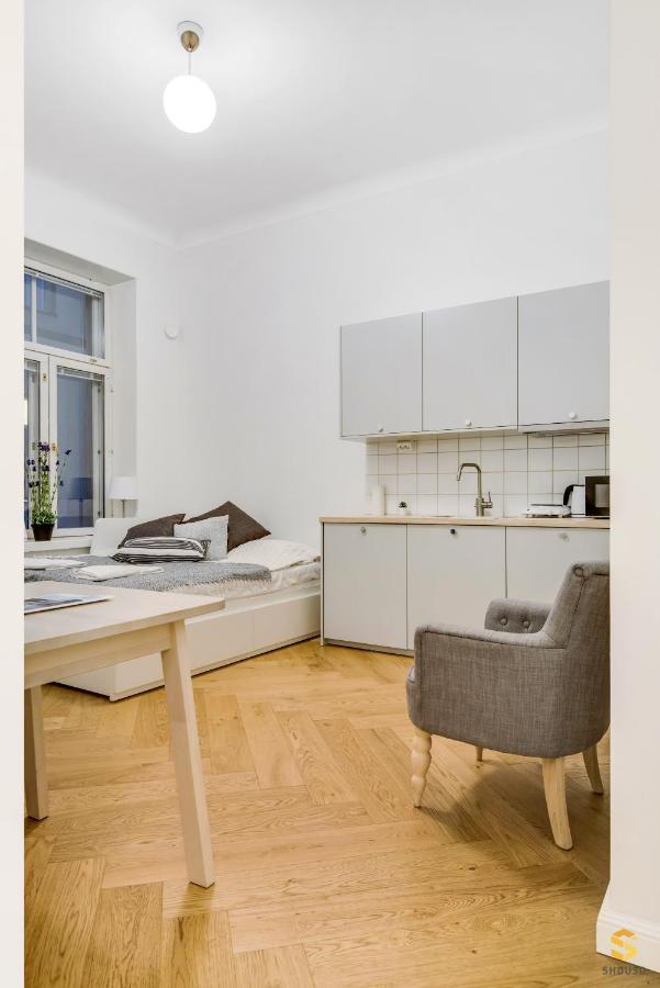 Pieni Roobertinkatu Big 13 Apartment Хелзинки Екстериор снимка